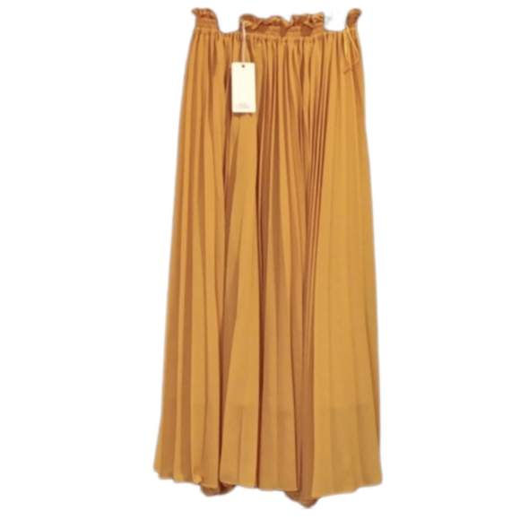 lumie Dresses & Skirts - LUMIE. PLEATED MAXI SKIRT. POLYESTER W/LINING. "MUSTARD" XS.